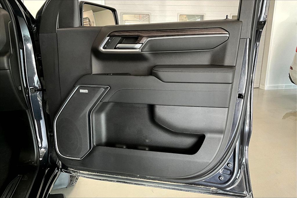 Thumbnail: 2022 Chevrolet Silverado 1500 - 25