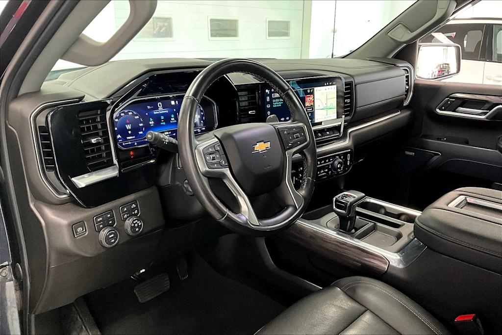 Thumbnail: 2022 Chevrolet Silverado 1500 - 2