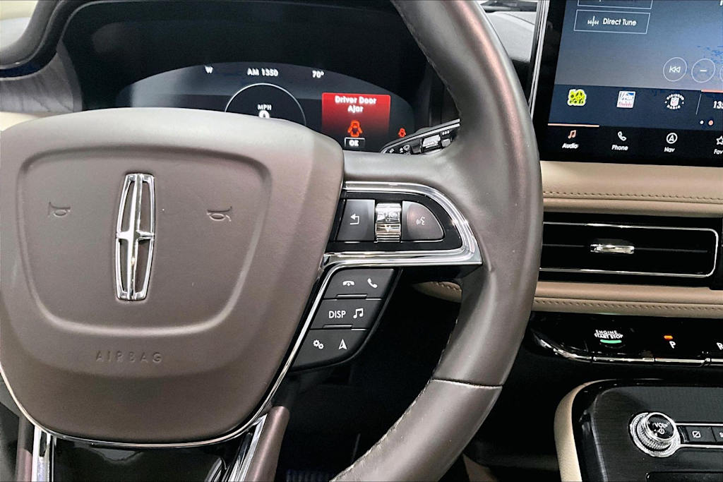 Thumbnail: 2023 Lincoln Nautilus - 22