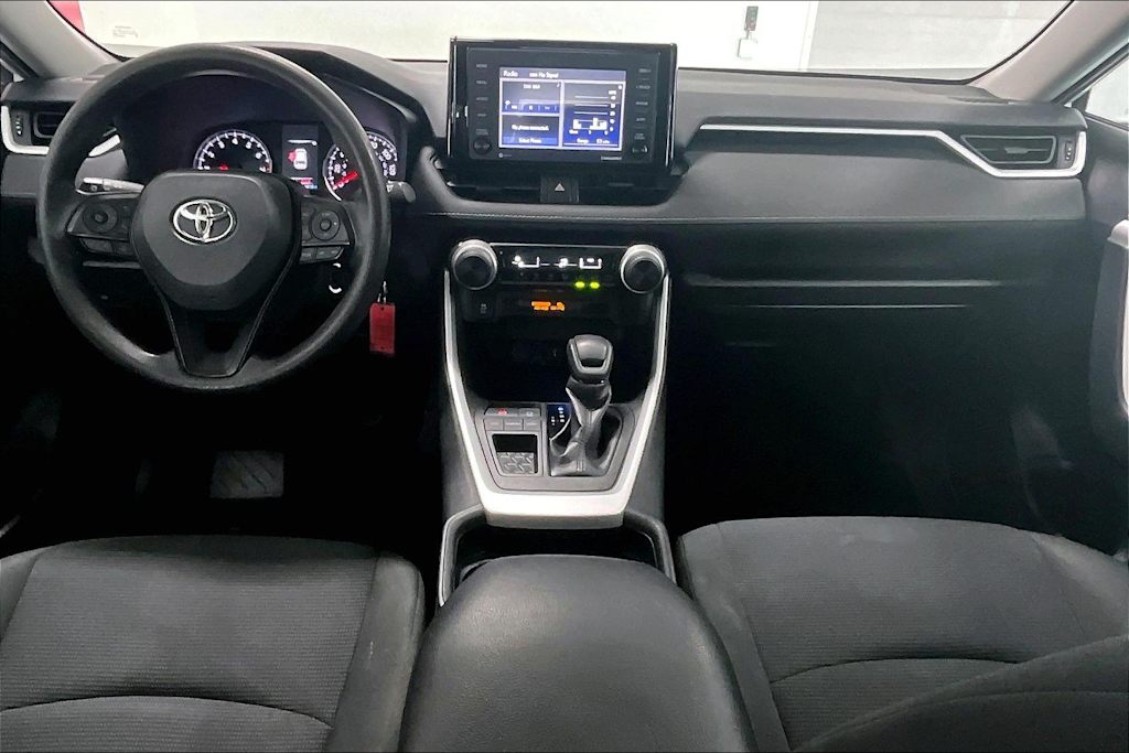 Thumbnail: 2021 Toyota RAV4 - 9
