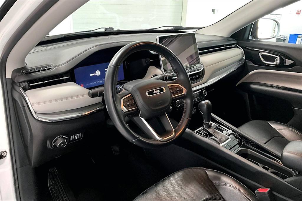 Thumbnail: 2022 Jeep Compass - 2