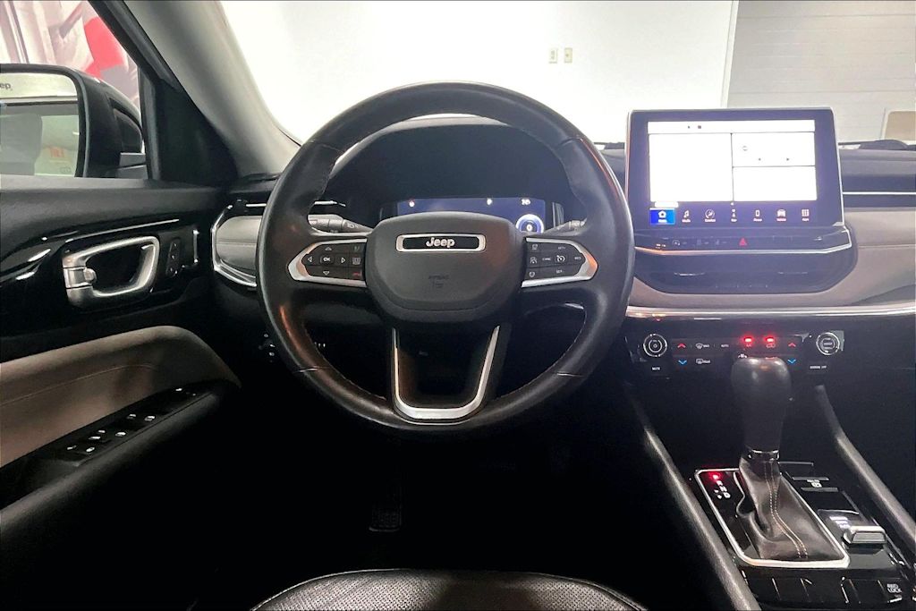 Thumbnail: 2022 Jeep Compass - 13