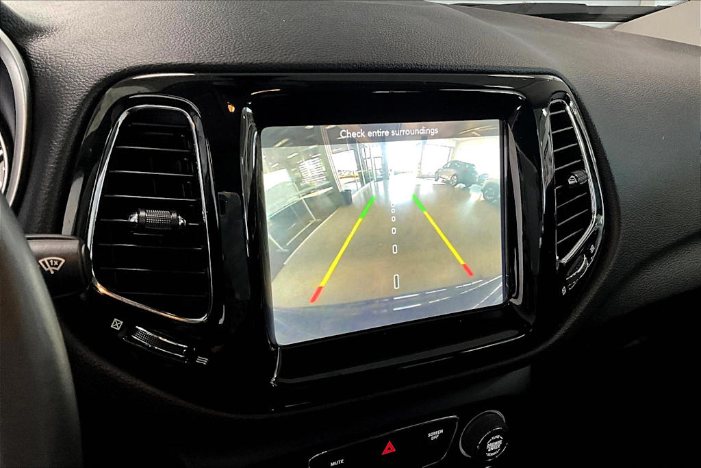 Thumbnail: 2019 Jeep Compass - 25