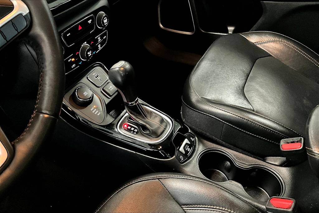 Thumbnail: 2019 Jeep Compass - 16