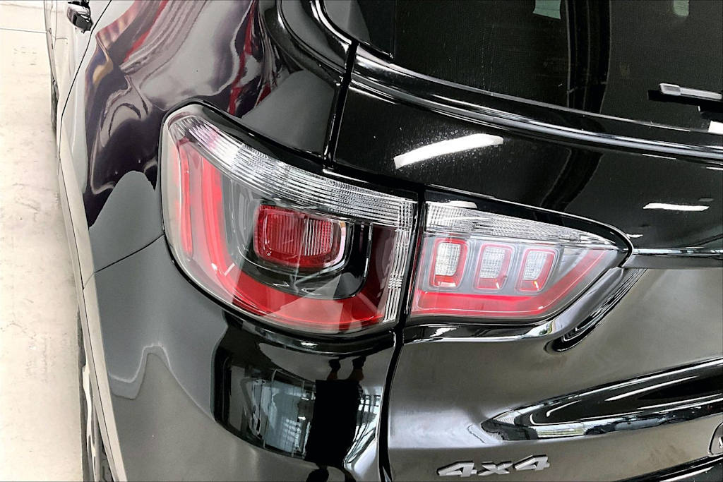 Thumbnail: 2022 Jeep Compass - 27