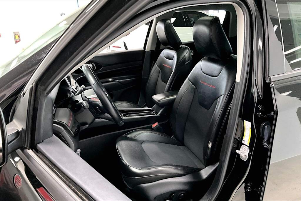 Thumbnail: 2022 Jeep Compass - 9