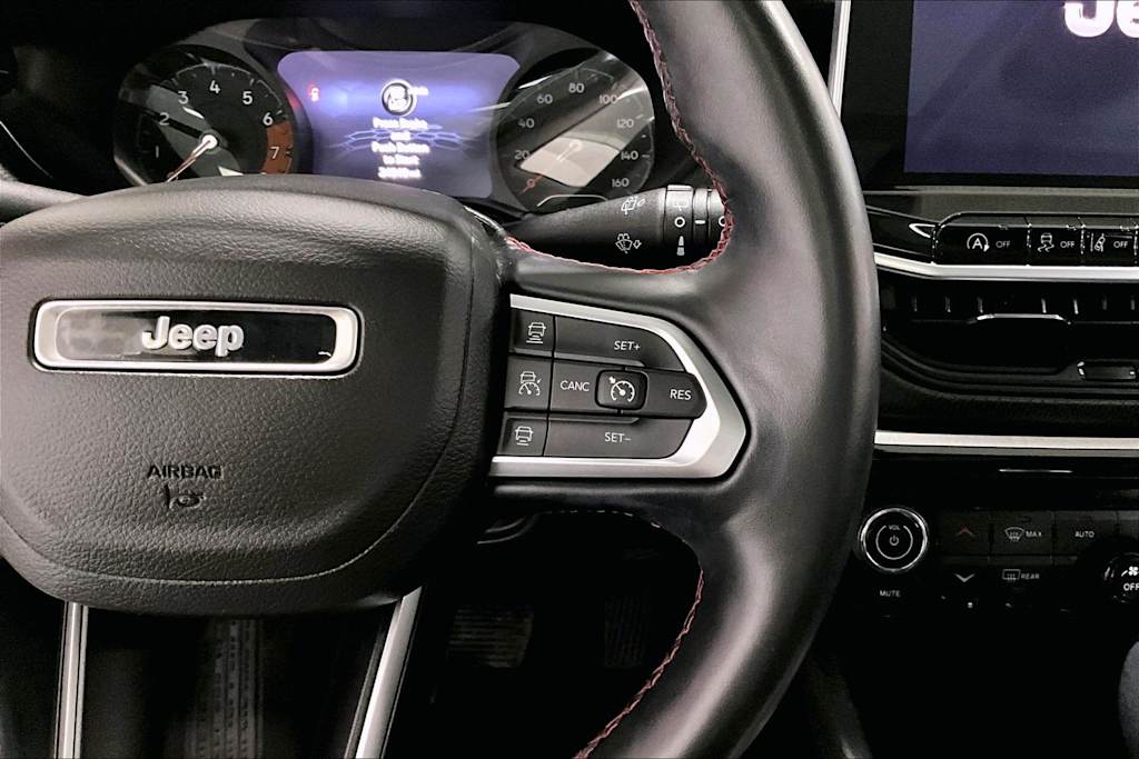 Thumbnail: 2022 Jeep Compass - 21