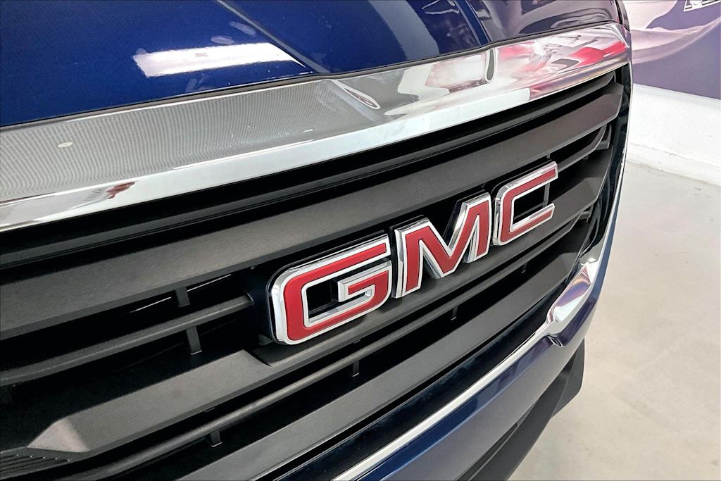Thumbnail: 2022 GMC Terrain - 33