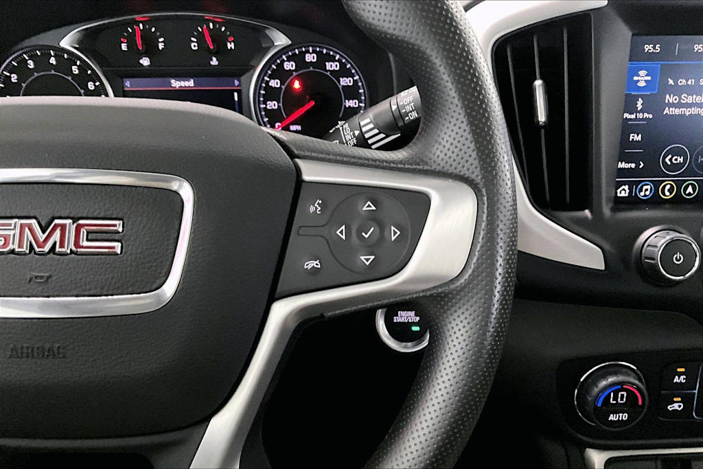 Thumbnail: 2022 GMC Terrain - 26