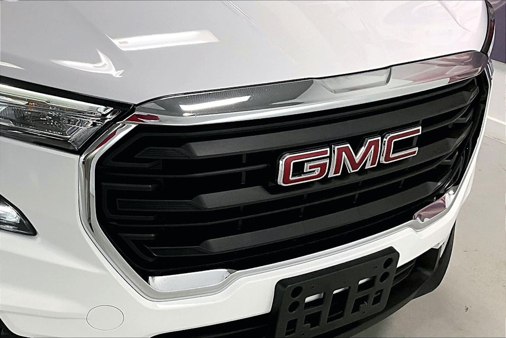 Thumbnail: 2022 GMC Terrain - 33