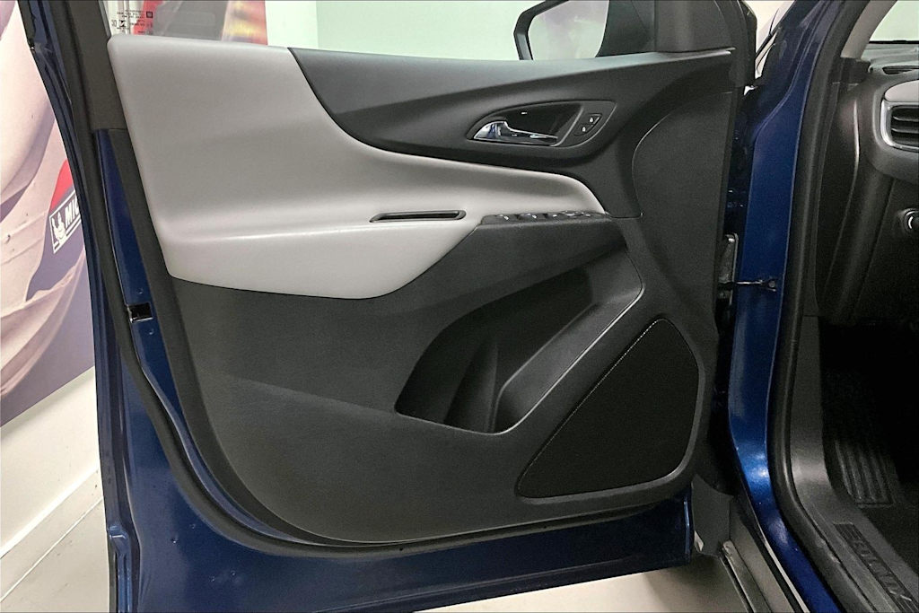 Thumbnail: 2023 Chevrolet Equinox - 28