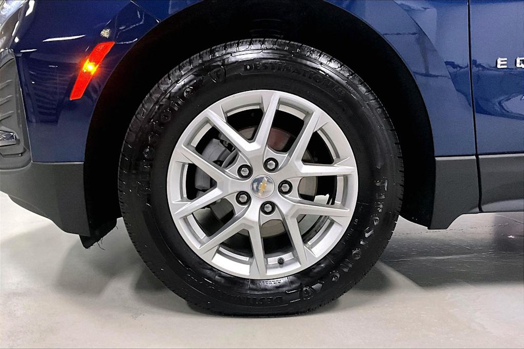 Thumbnail: 2023 Chevrolet Equinox - 8
