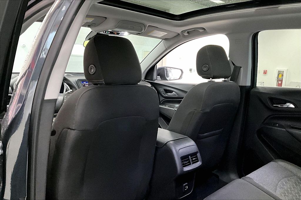 Thumbnail: 2023 Chevrolet Equinox - 18