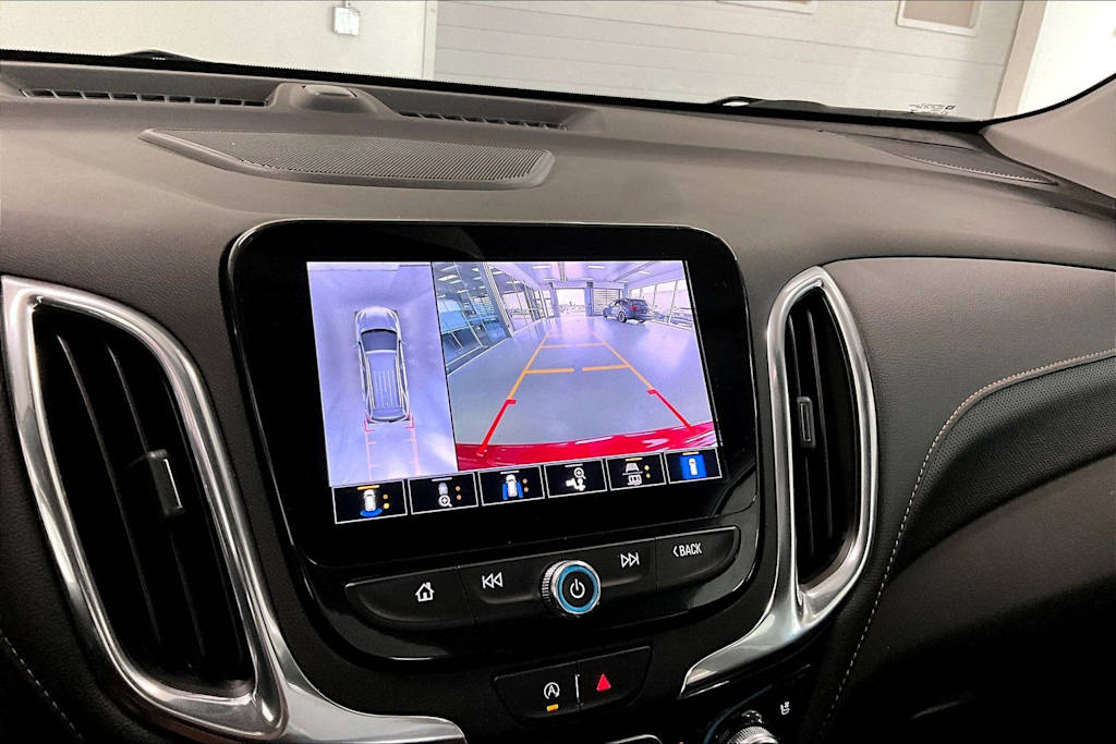 Thumbnail: 2022 Chevrolet Equinox - 15