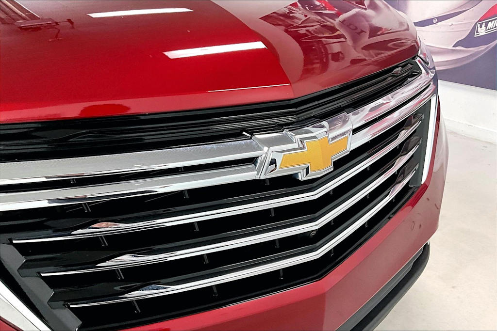 Thumbnail: 2022 Chevrolet Equinox - 32