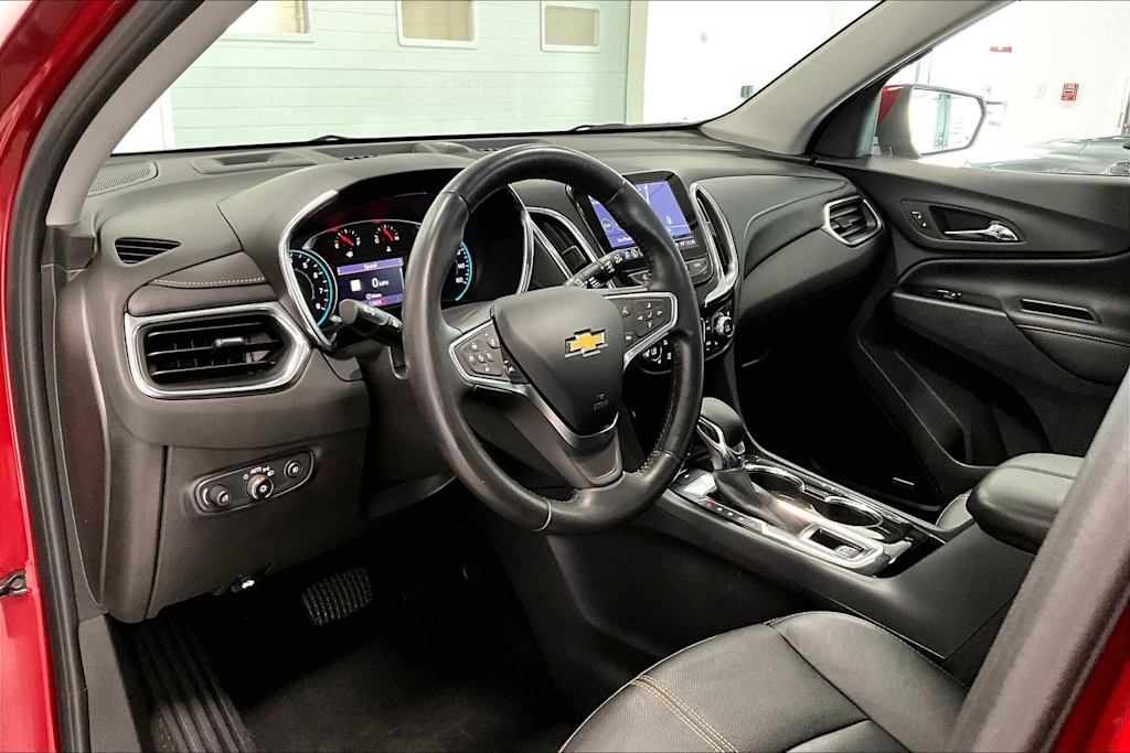 Thumbnail: 2022 Chevrolet Equinox - 2