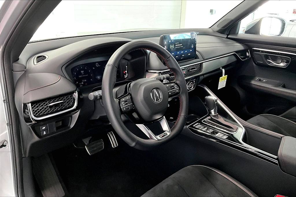 Thumbnail: 2025 Acura ADX - 2