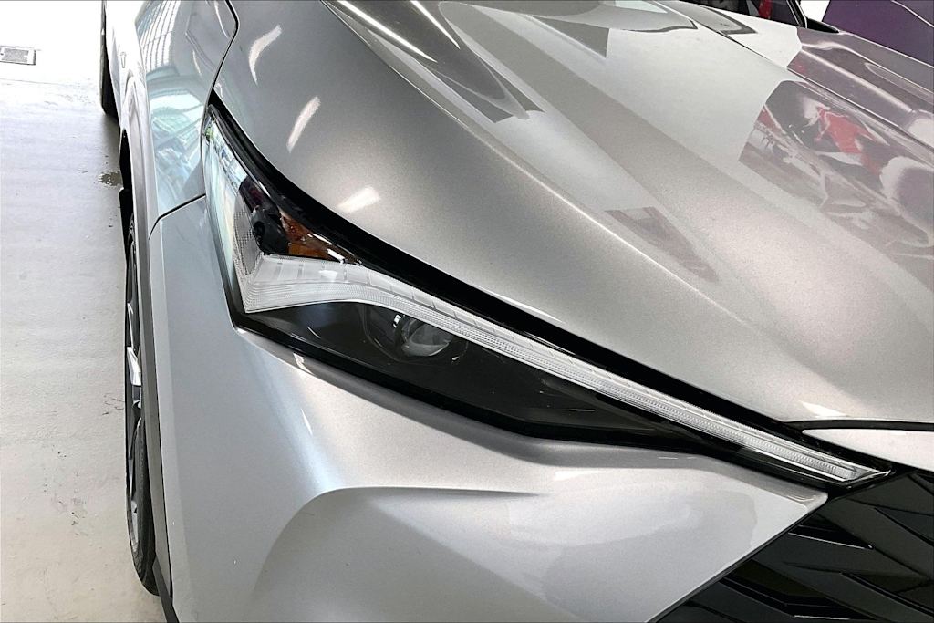 Thumbnail: 2025 Acura ADX - 28