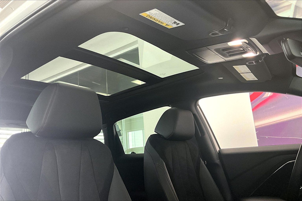 Thumbnail: 2025 Acura ADX - 28