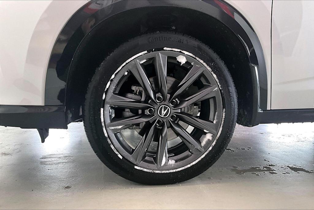 Thumbnail: 2025 Acura ADX - 8