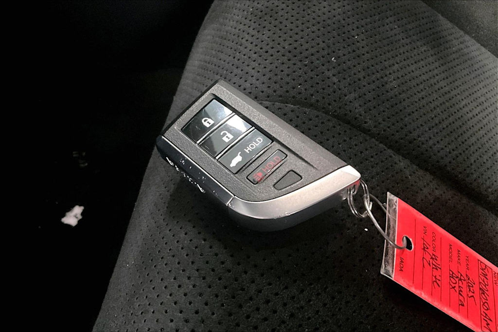 Thumbnail: 2025 Acura ADX - 19