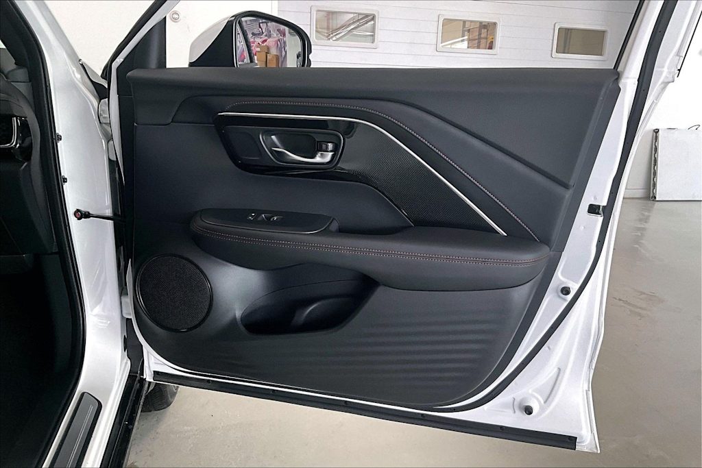 Thumbnail: 2025 Acura ADX - 26