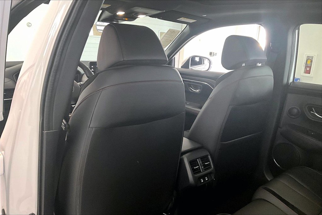 Thumbnail: 2025 Acura ADX - 12