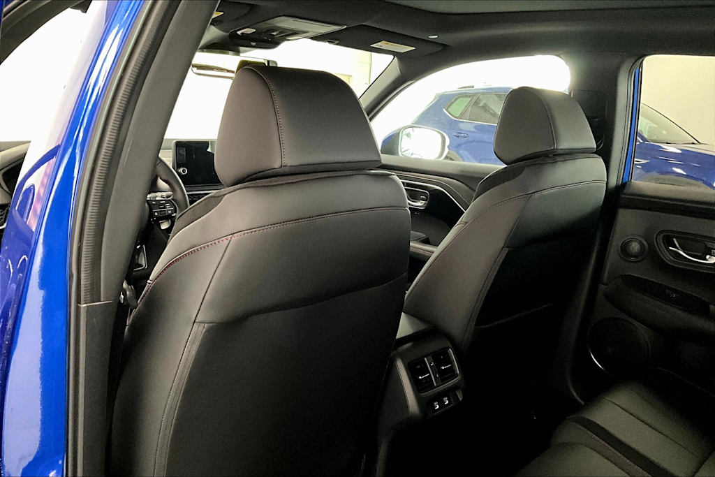 Thumbnail: 2025 Acura ADX - 13