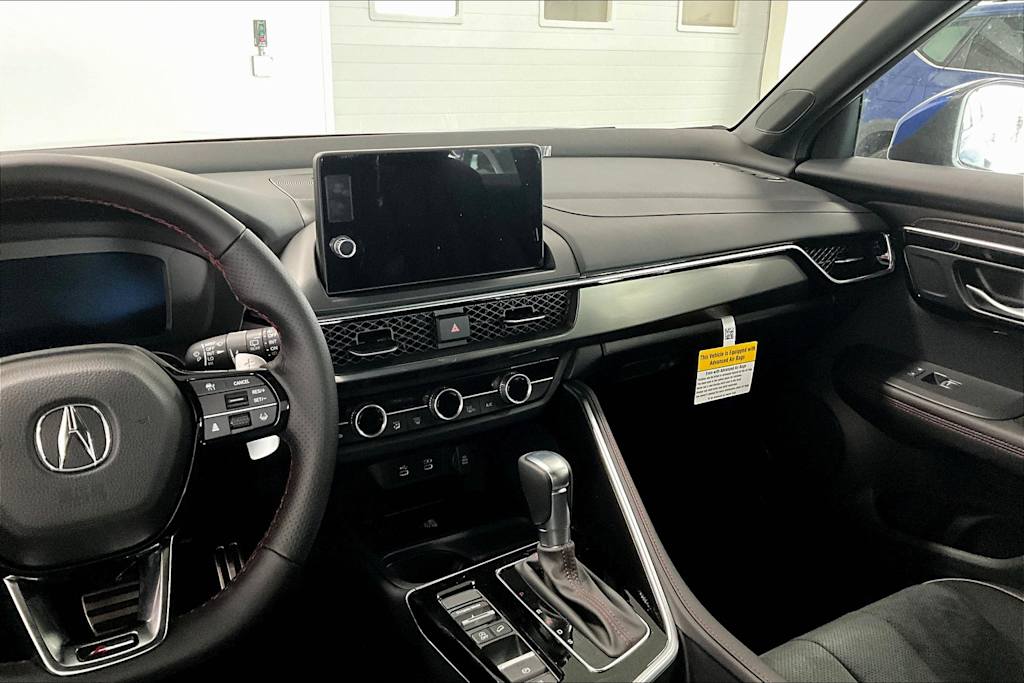 Thumbnail: 2025 Acura ADX - 15