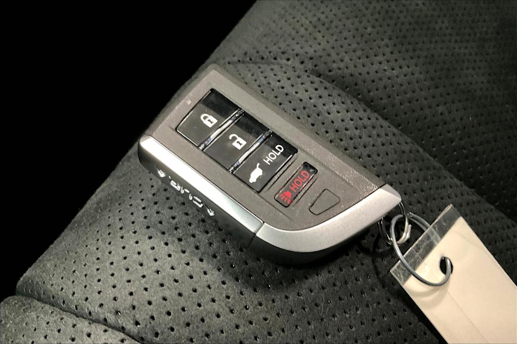 Thumbnail: 2025 Acura ADX - 19