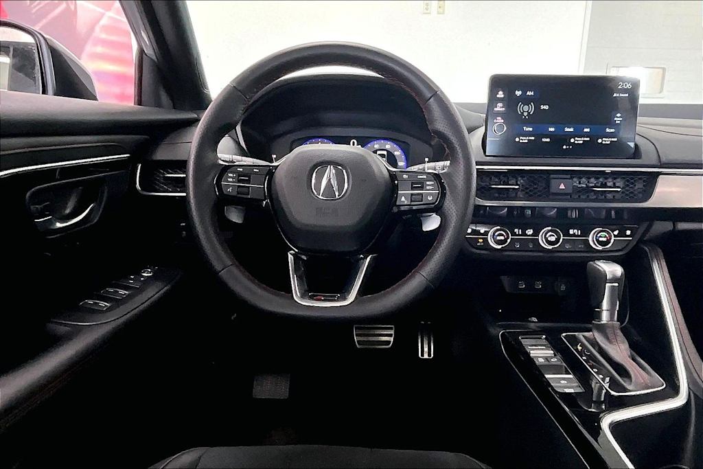 Thumbnail: 2025 Acura ADX - 13