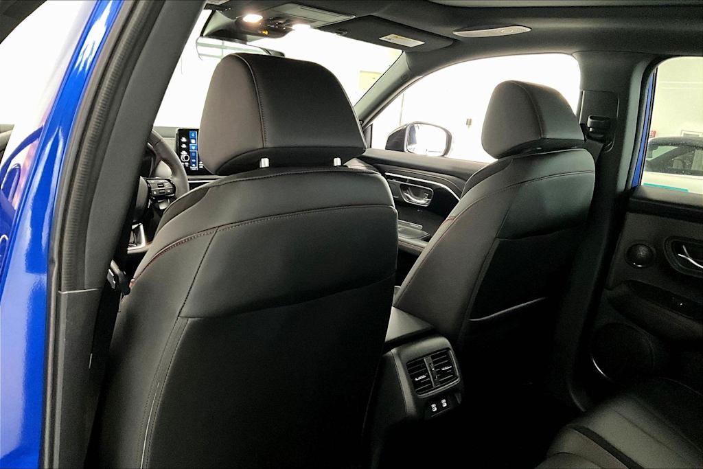 Thumbnail: 2025 Acura ADX - 12