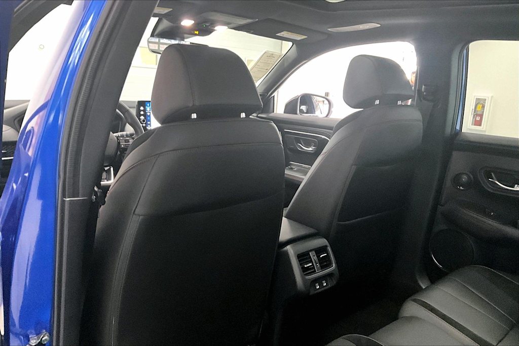 Thumbnail: 2025 Acura ADX - 12