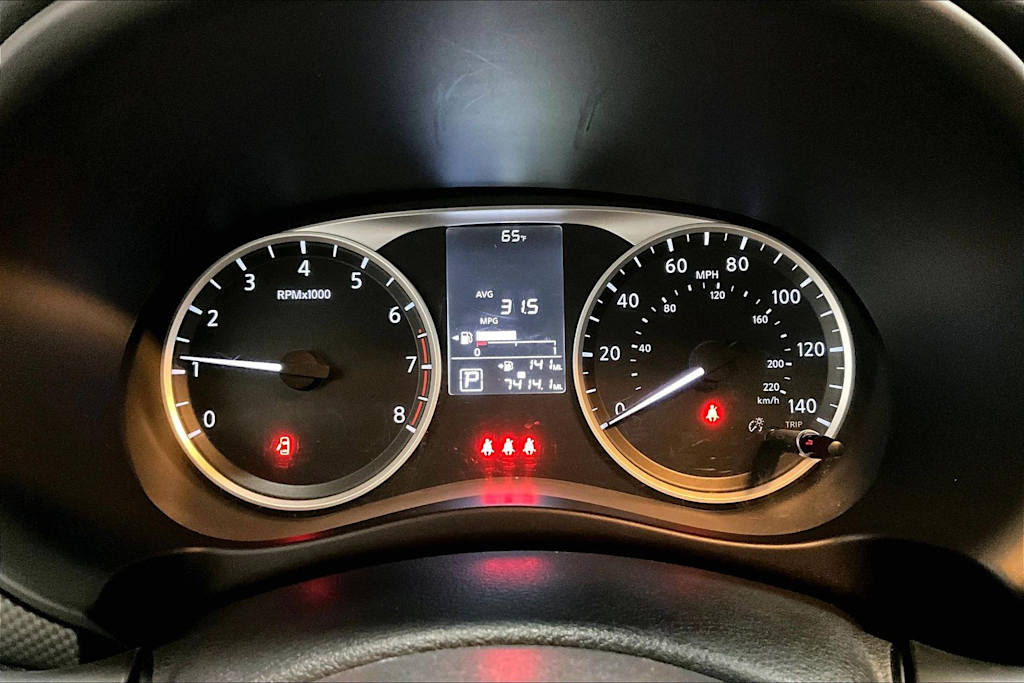 Thumbnail: 2022 Nissan Kicks - 17