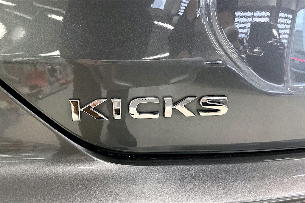 Thumbnail: 2022 Nissan Kicks - 7