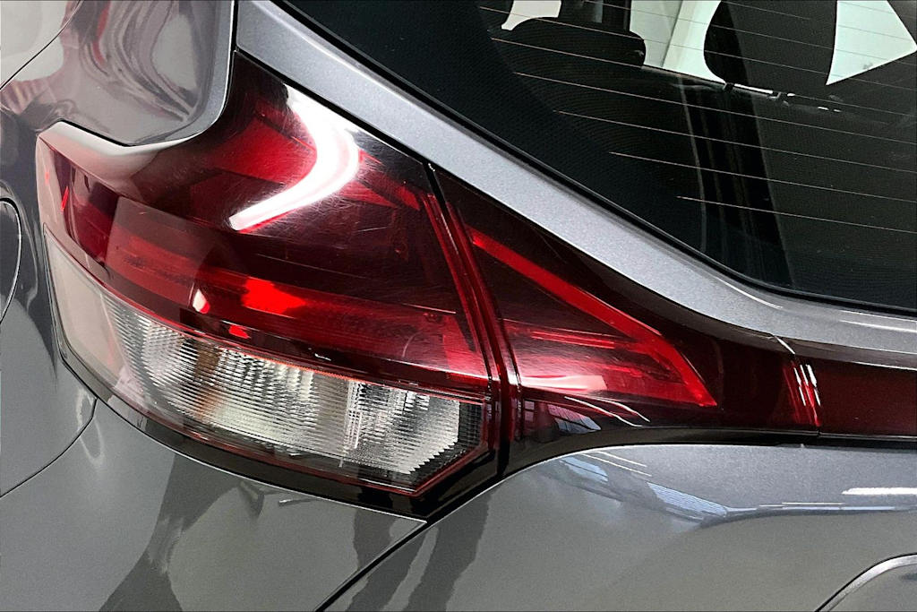 Thumbnail: 2022 Nissan Kicks - 30