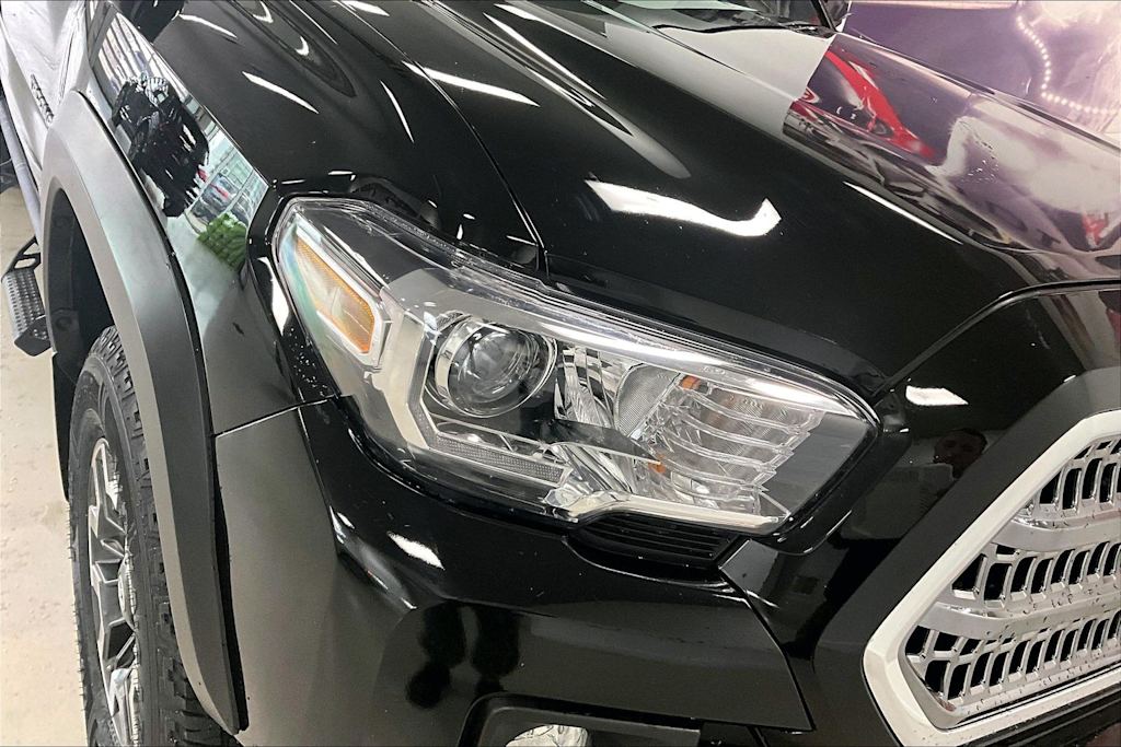 Thumbnail: 2017 Toyota Tacoma - 28