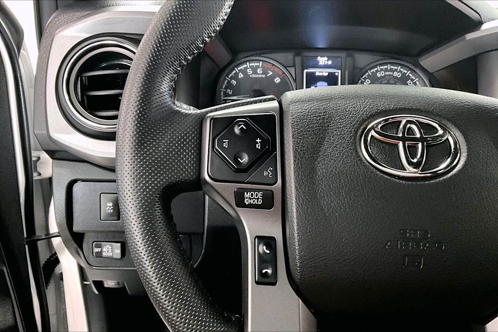 Thumbnail: 2023 Toyota Tacoma - 21