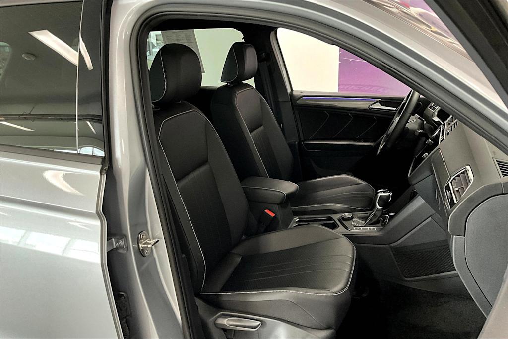 Thumbnail: 2024 Volkswagen Tiguan - 11