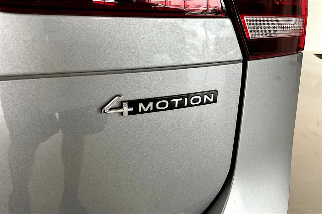 Thumbnail: 2024 Volkswagen Tiguan - 7