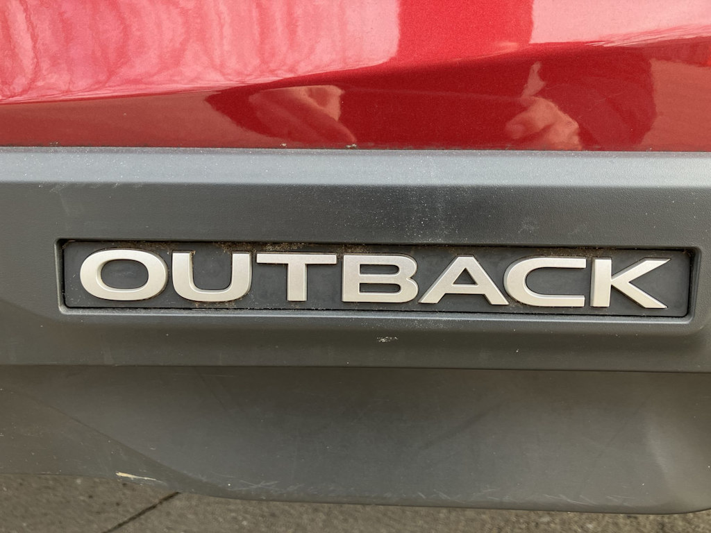 2022 Subaru Outback Premium 22