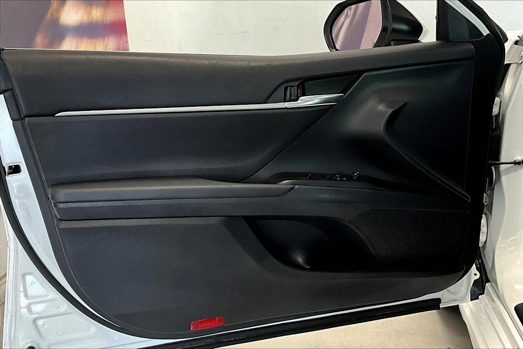 Thumbnail: 2022 Toyota Camry - 21