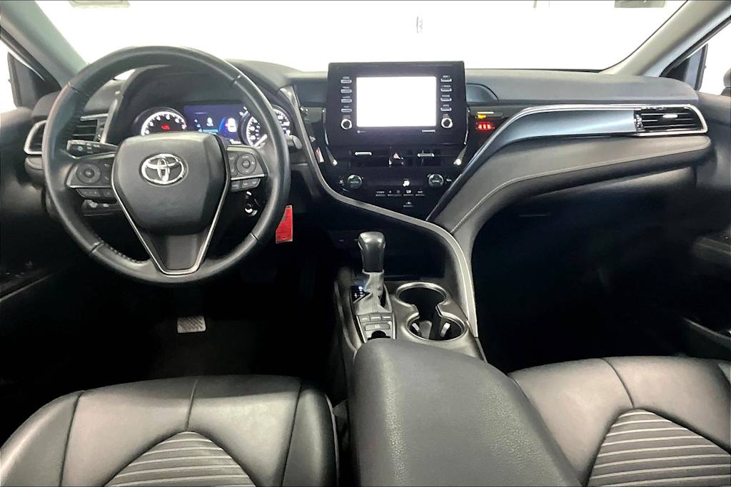 Thumbnail: 2022 Toyota Camry - 10