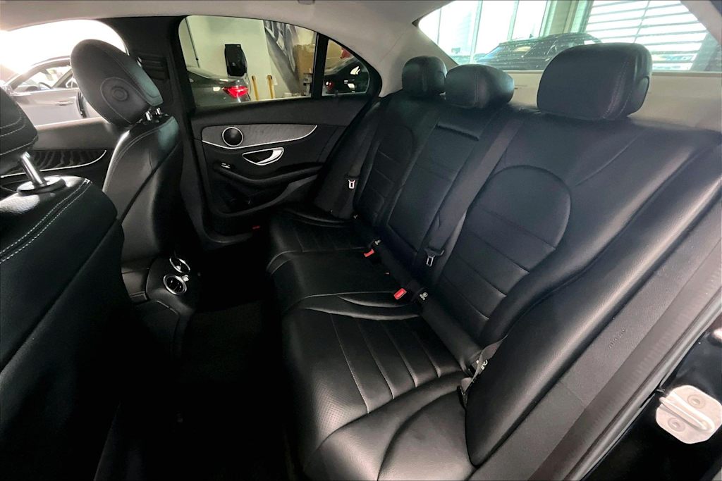 Thumbnail: 2016 Mercedes-Benz C-Class - 26