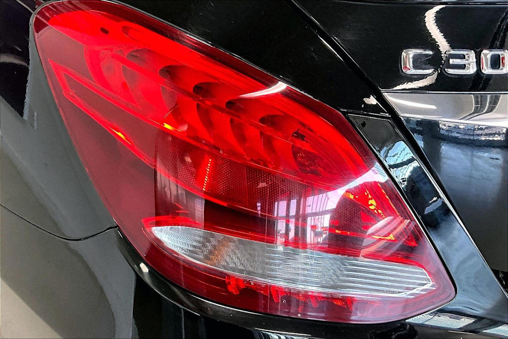 Thumbnail: 2016 Mercedes-Benz C-Class - 29