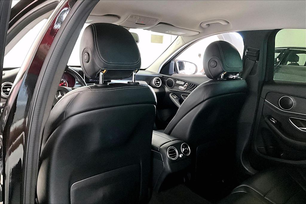 Thumbnail: 2016 Mercedes-Benz C-Class - 10