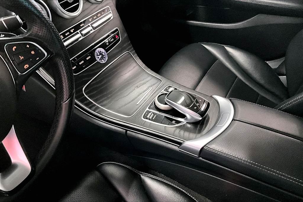 Thumbnail: 2016 Mercedes-Benz C-Class - 13