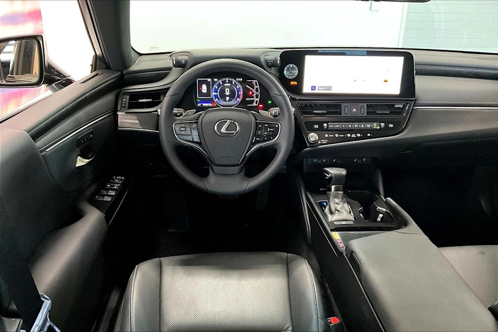 Thumbnail: 2023 Lexus ES - 12