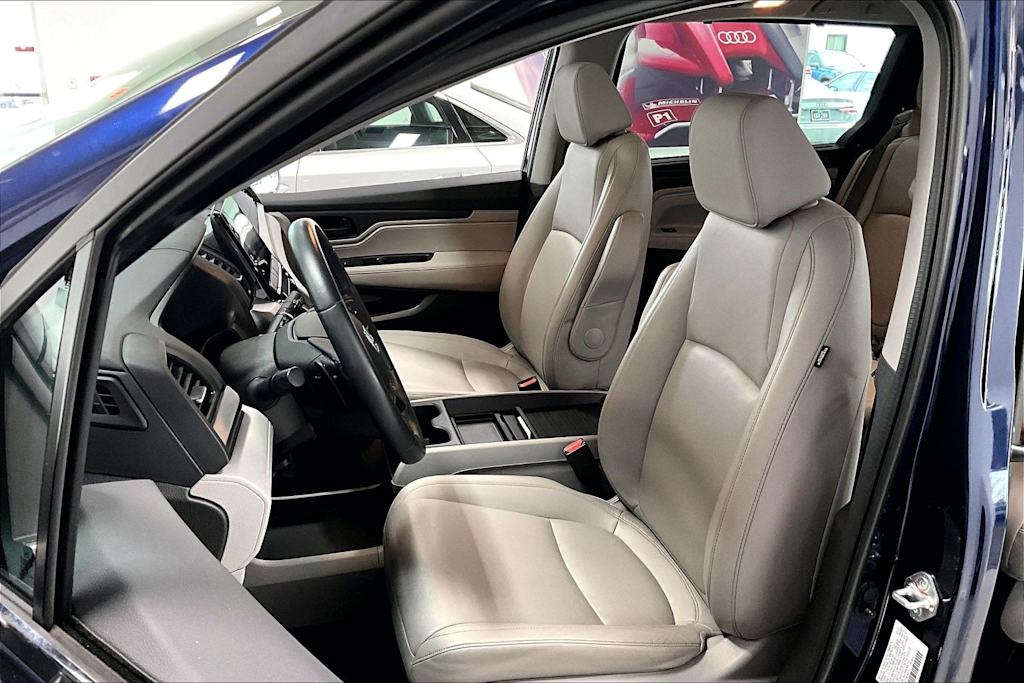 Thumbnail: 2023 Honda Odyssey - 9