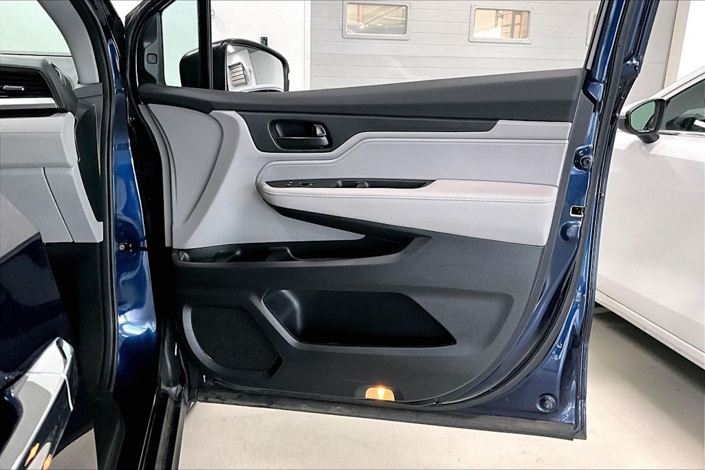 Thumbnail: 2023 Honda Odyssey - 25